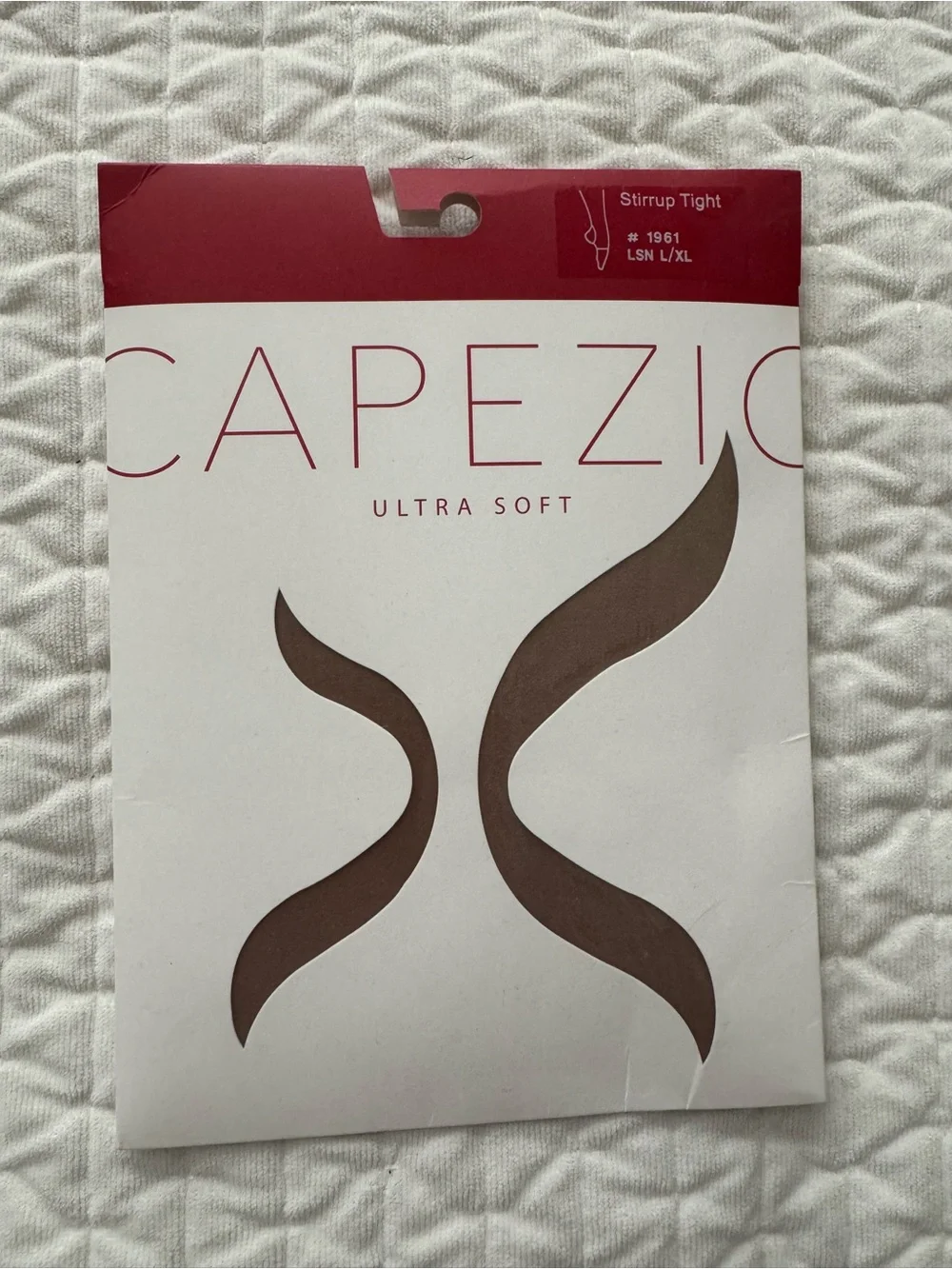 NWT Capezio Ultra Soft Light Suntan Tights